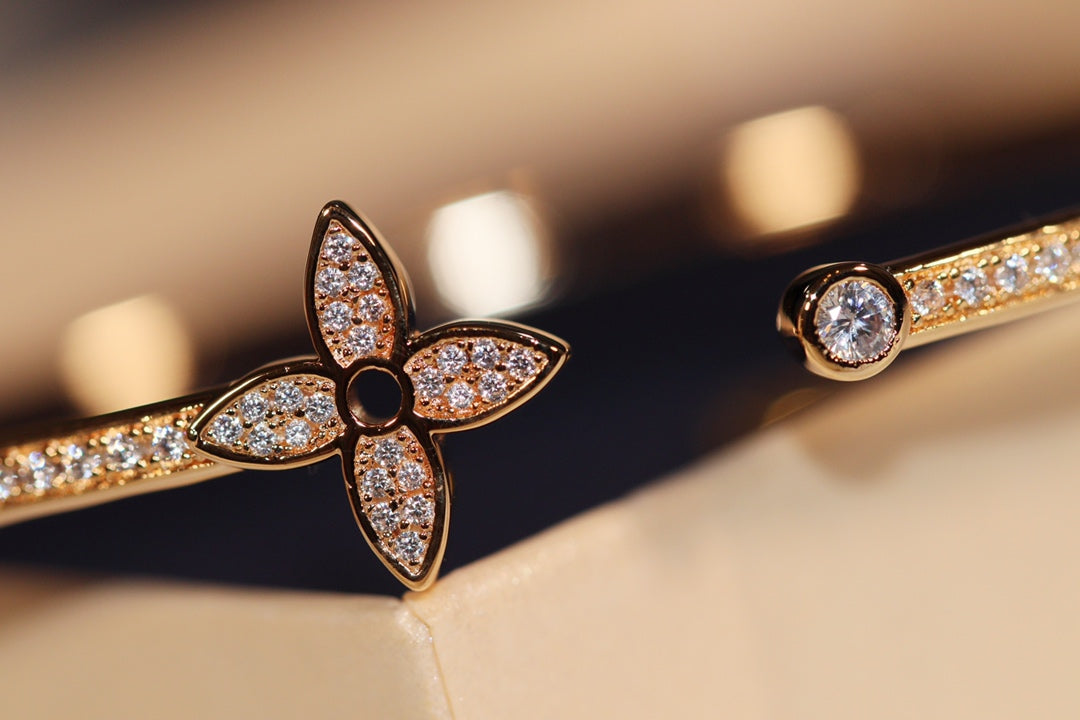 [ELAN LUXE]IDYLLE GOLD OPEN BRACELET DIAMOND PAVED