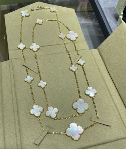 [ELAN LUXE]CLOVER 16 MOTIF WHITE MOP GOLD NECKLACE