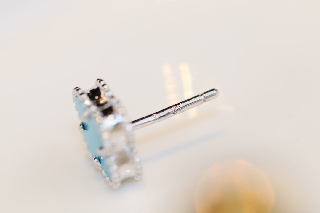 [ELAN LUXE]CLOVER MINI TURQUOISE SILVER STUD EARRINGS