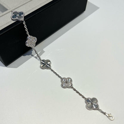 [ELAN LUXE]CLOVER 5 MOTIF SILVER DIAMOND BRACELET