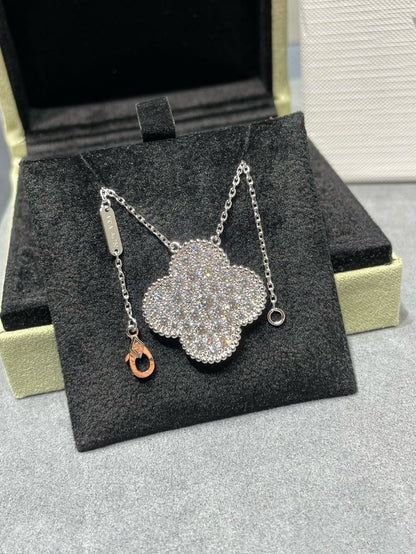 [ELAN LUXE]CLOVER 25MM LARGE PENDANT DIAMOND PAVED SILVER NECKLACE