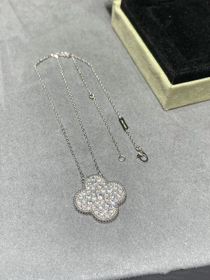 [ELAN LUXE]CLOVER 25MM LARGE PENDANT DIAMOND PAVED SILVER NECKLACE