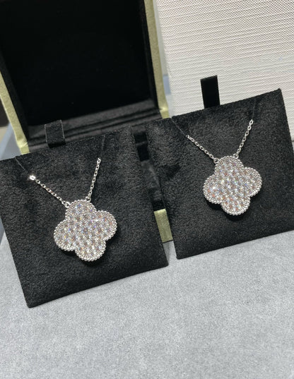 [ELAN LUXE]CLOVER 25MM LARGE PENDANT DIAMOND PAVED SILVER NECKLACE