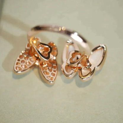 [ELAN LUXE]TWIN BUTTERFLY DIAMOND MOP RING