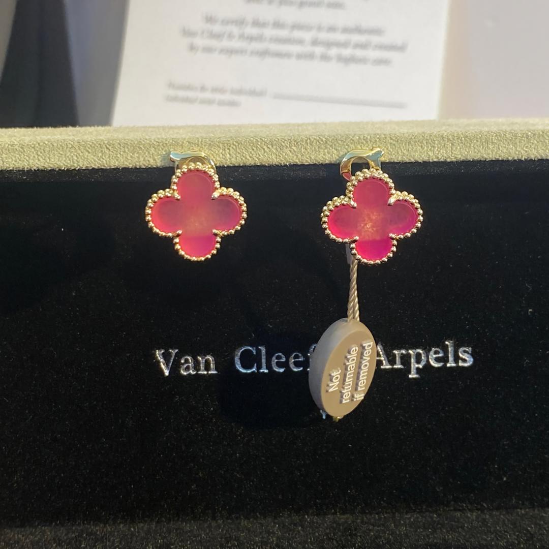 [ELAN LUXE]NEW CLOVER 1 MOTIF PINK ENAMEL STUD EARRINGS