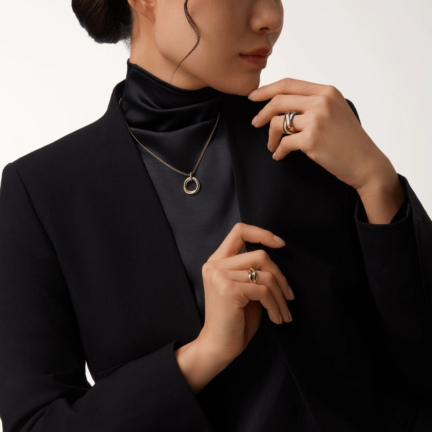 [ELAN LUXE]TRINITY MEDIUM  DIAMONDS NECKLACE