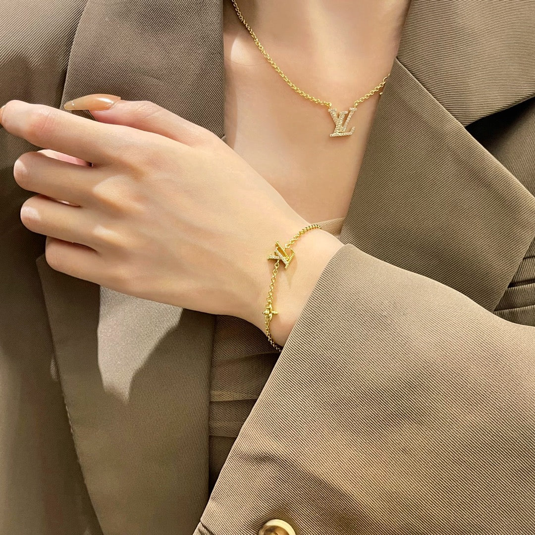 [ELAN LUXE]LOGO STAR MOTIF GOLD BRACELET