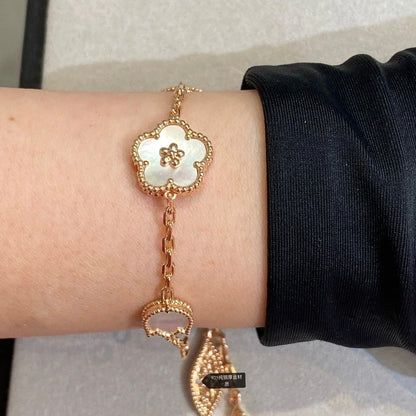 [ELAN LUXE]LUCKY SPRING 5 MOTIF BRACELET