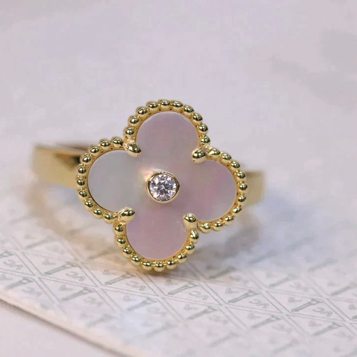 [ELAN LUXE]CLOVER PINK MOP RING GOLD DIAMOND