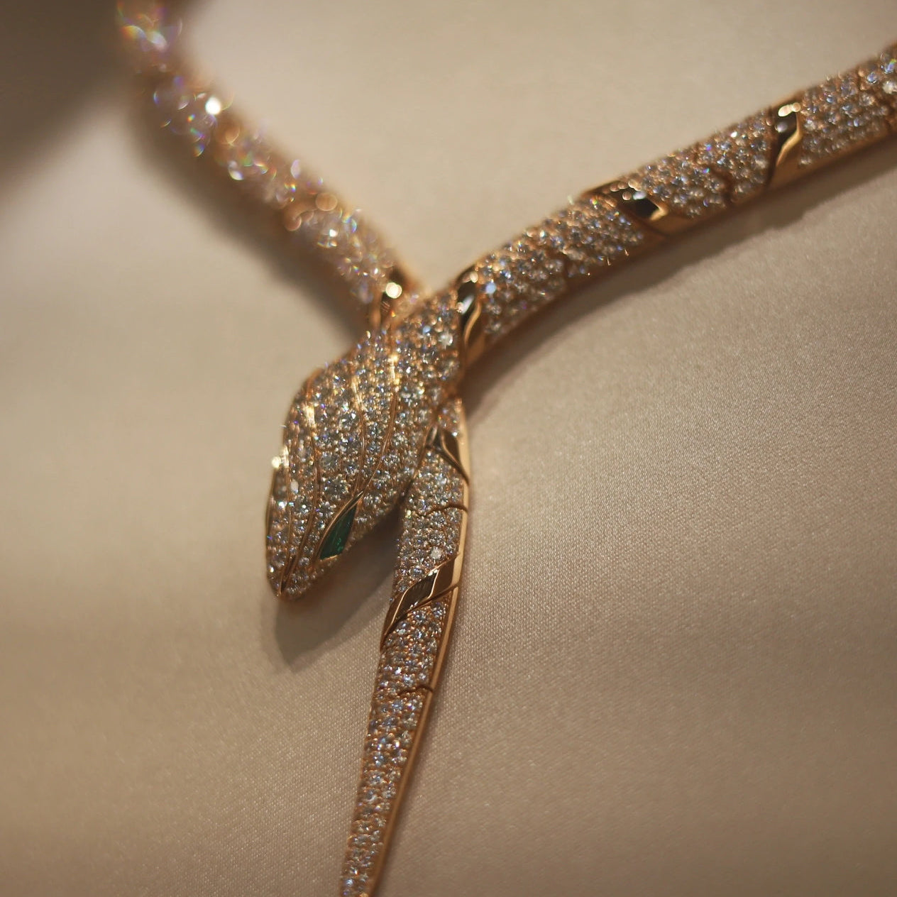 [ELAN LUXE]HAUTE COUTURE GOLD SERPENTI NECKLACE