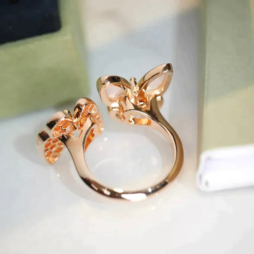 [ELAN LUXE]TWIN BUTTERFLY DIAMOND MOP RING