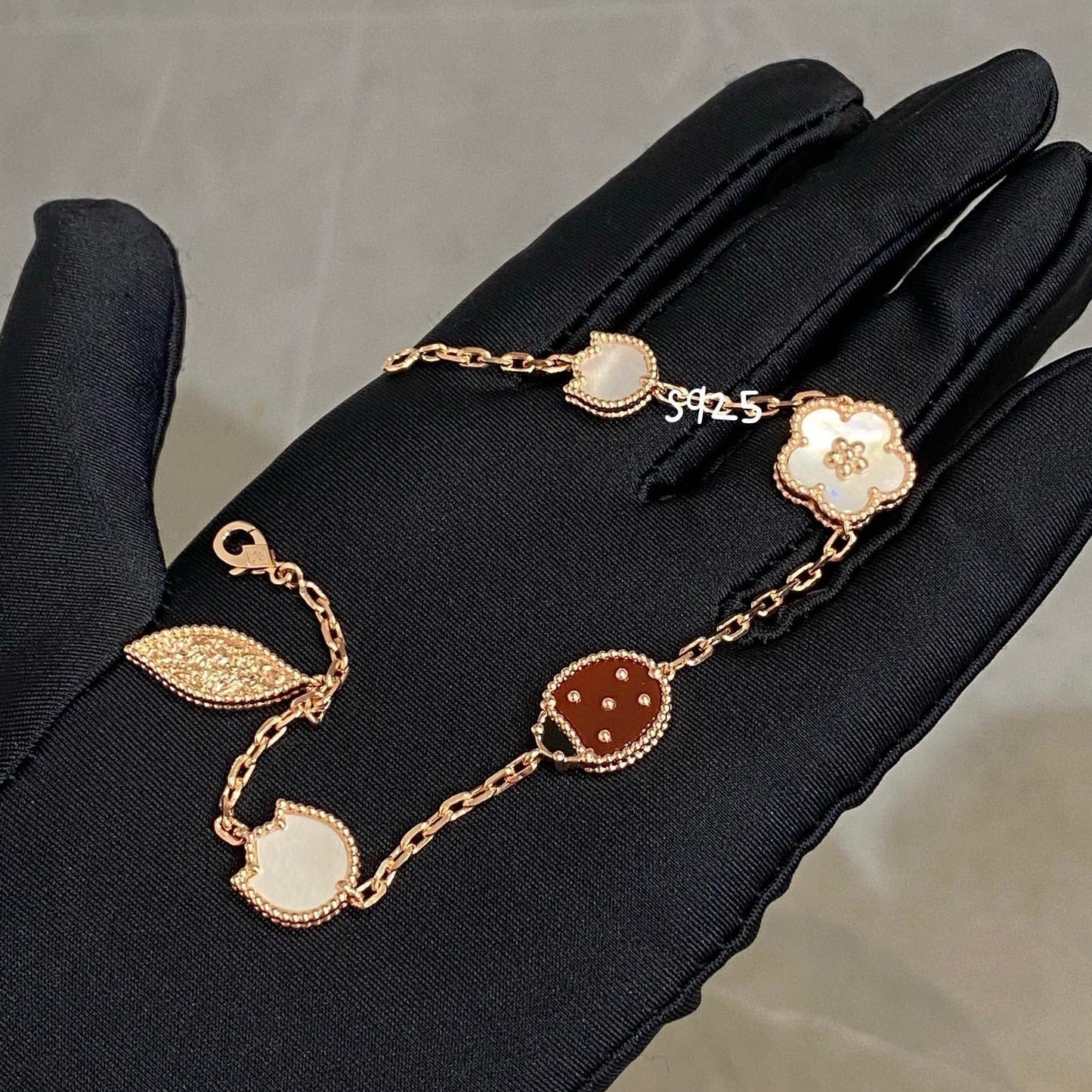 [ELAN LUXE]LUCKY SPRING 5 MOTIF BRACELET