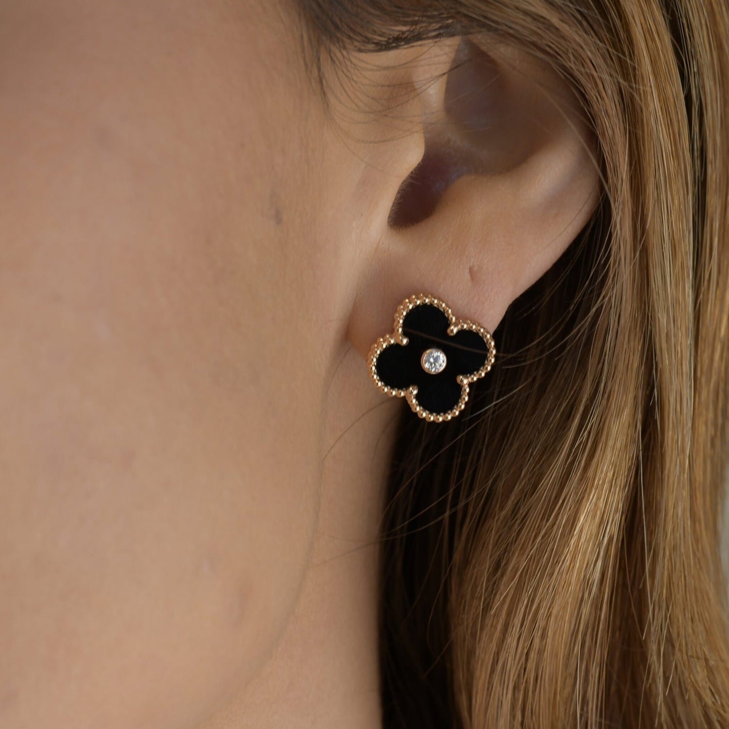 [ELAN LUXE]CLOVER MEDIUM 1 MOTIFS ONYX DIAMOND EARRINGS