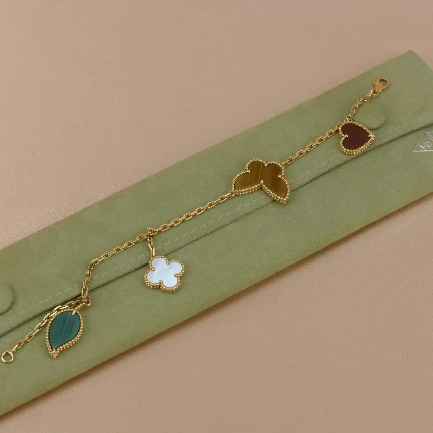 [ELAN LUXE]LUCKY SPRING 5 MOTIF GOLD BRACELET