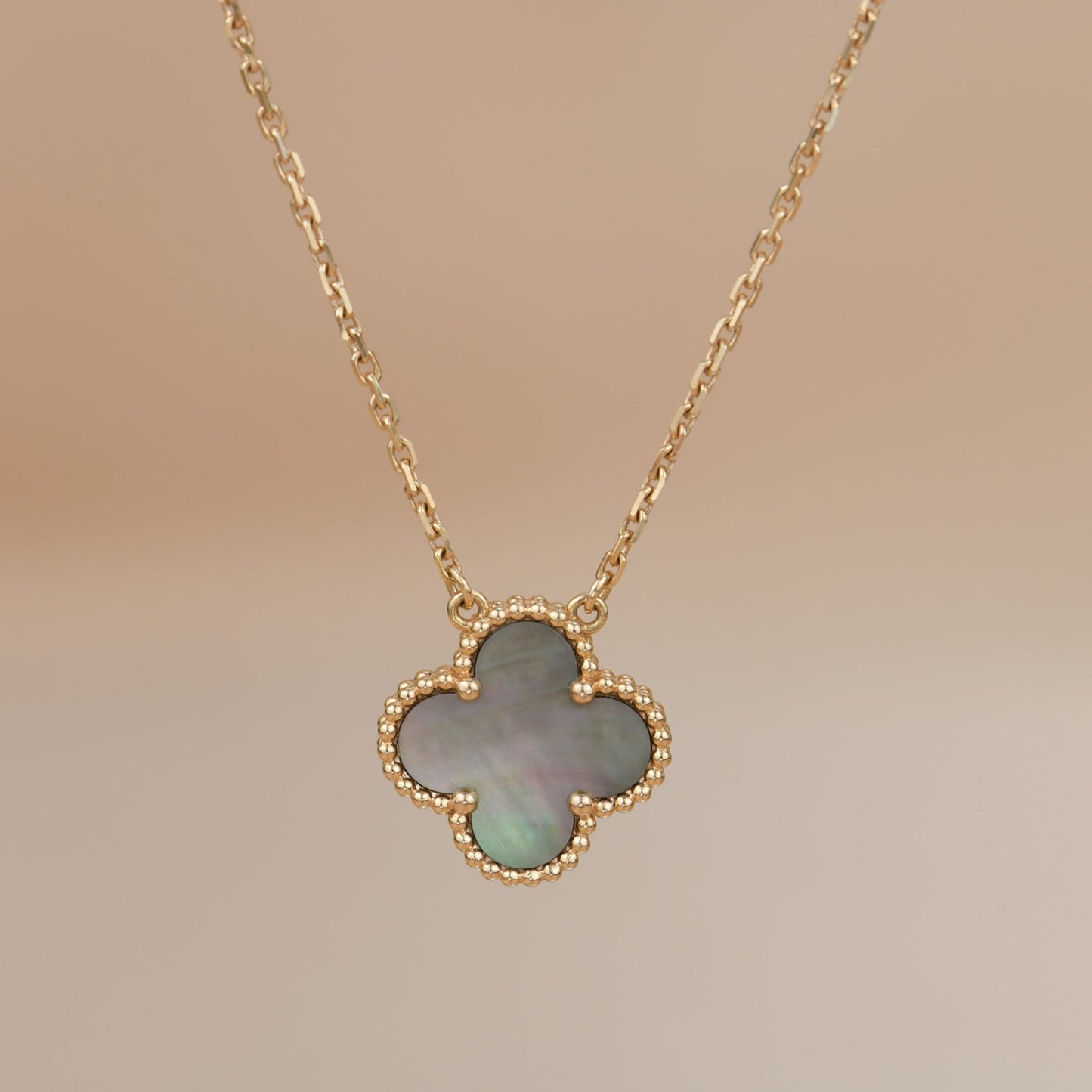 [ELAN LUXE]CLOVER 15MM  GRAY MOTHER OF PEARL NECKLACE