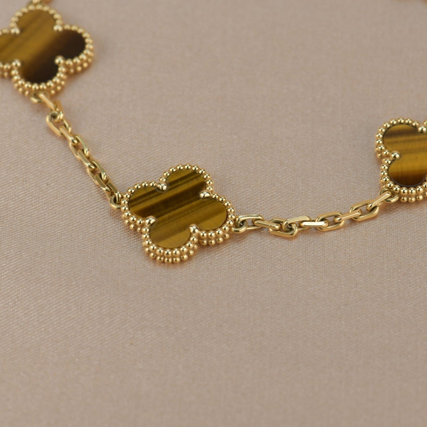 [ELAN LUXE]CLOVER  5 MOTIFS TIGER EYE BRACELET