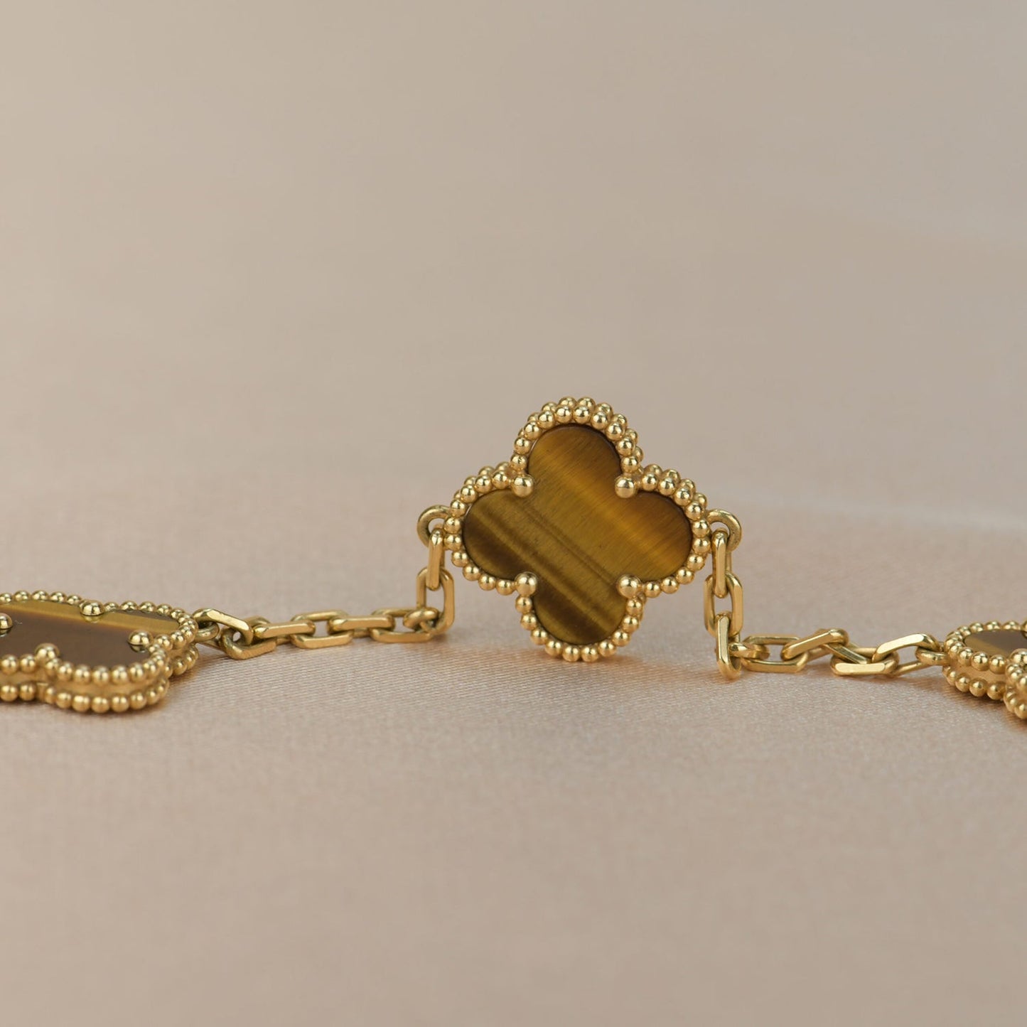 [ELAN LUXE]CLOVER  5 MOTIFS TIGER EYE BRACELET
