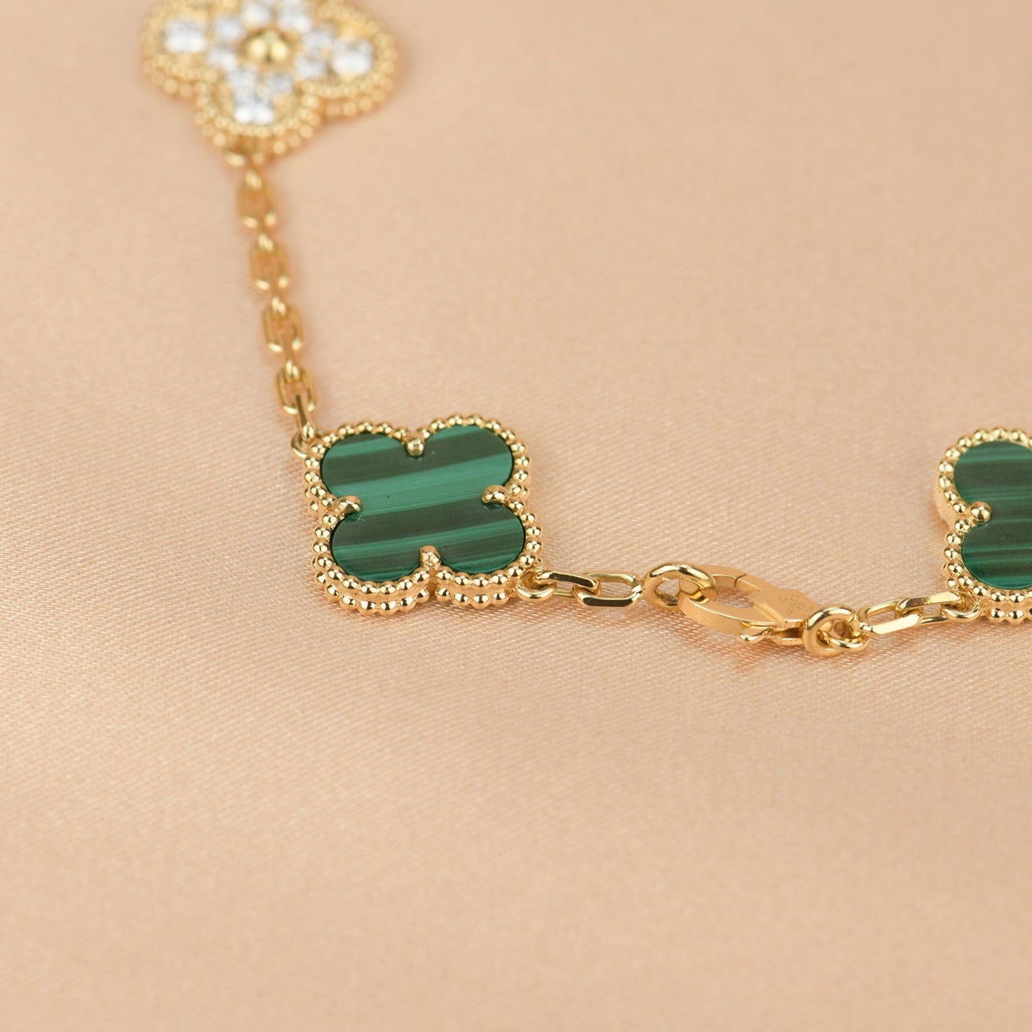 [ELAN LUXE]CLOVER  5 MOTIF MALACHITE DIAMOND BRACELET