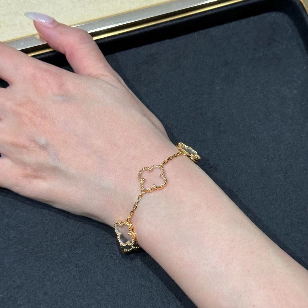 [ELAN LUXE]CLOVER 5 MOTIF ROCK CRYSTAL PINK GOLD BRACELET
