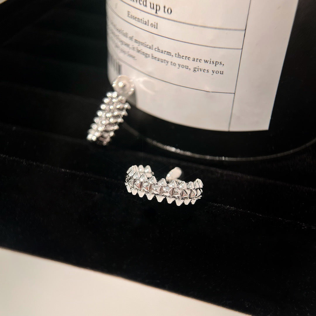 [ELAN LUXE]CLASH SMALL HOOP EARRINGS