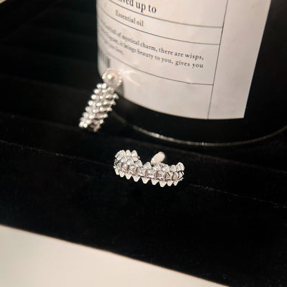 [ELAN LUXE]CLASH SMALL HOOP EARRINGS