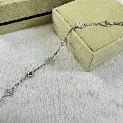 [ELAN LUXE]CLOVER 6 MOTIF DIAMOND LASER BRACELET