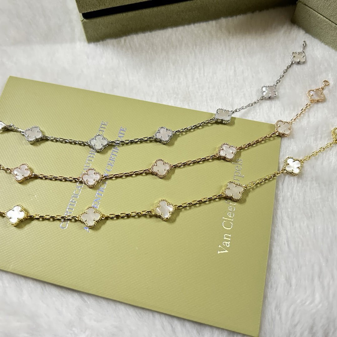 [ELAN LUXE]CLOVER 6 MOTIF WHITE MOP BRACELET