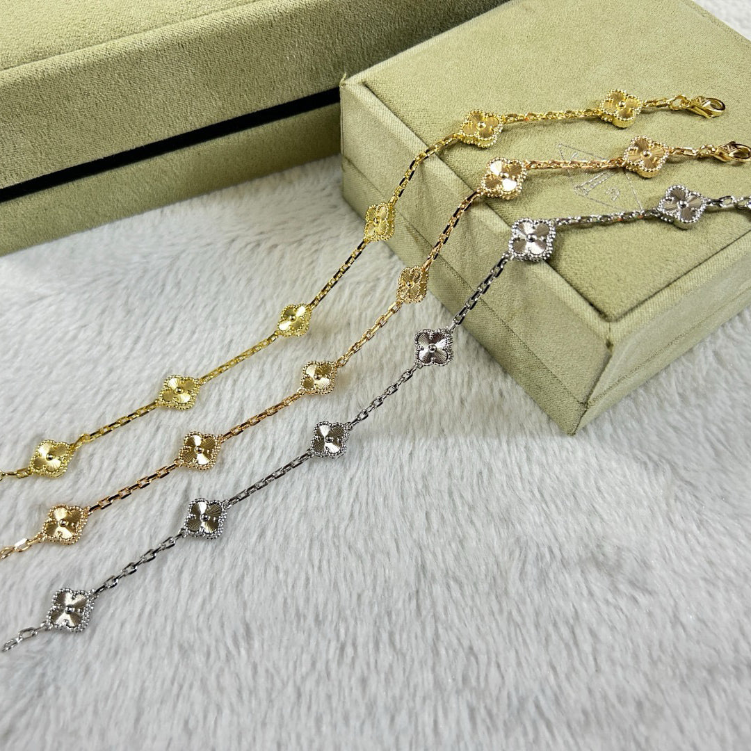 [ELAN LUXE]CLOVER 6 MOTIF DIAMOND BRACELET
