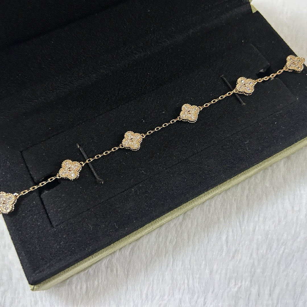 [ELAN LUXE]CLOVER 6 MOTIF DIAMOND BRACELET
