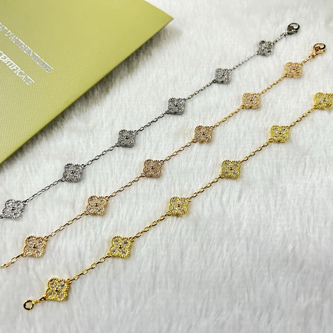 [ELAN LUXE]CLOVER 6 MOTIF DIAMOND BRACELET