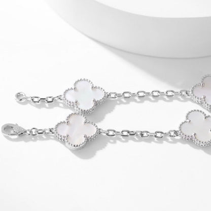 [ELAN LUXE]CLOVER 10 MOTIFS WHITE MOTHER OF PEARL NECKLACE