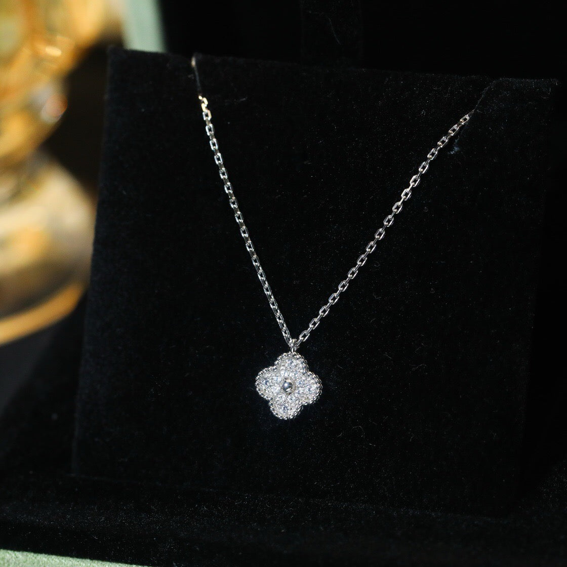 [ELAN LUXE]CLOVER MINI 9.5MM PENDANT DIAMOND NECKLACE