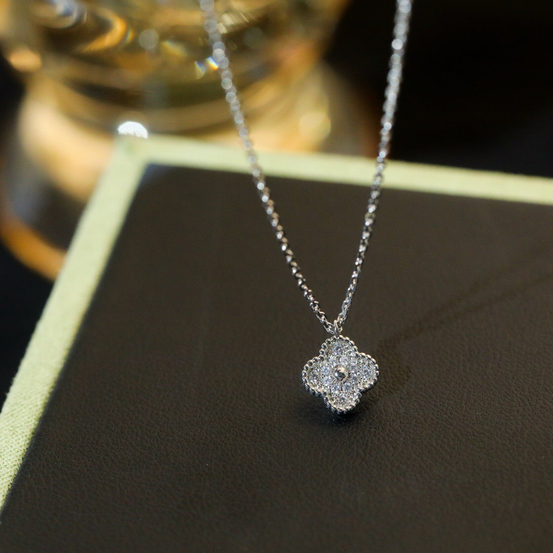 [ELAN LUXE]CLOVER MINI 9.5MM PENDANT DIAMOND NECKLACE