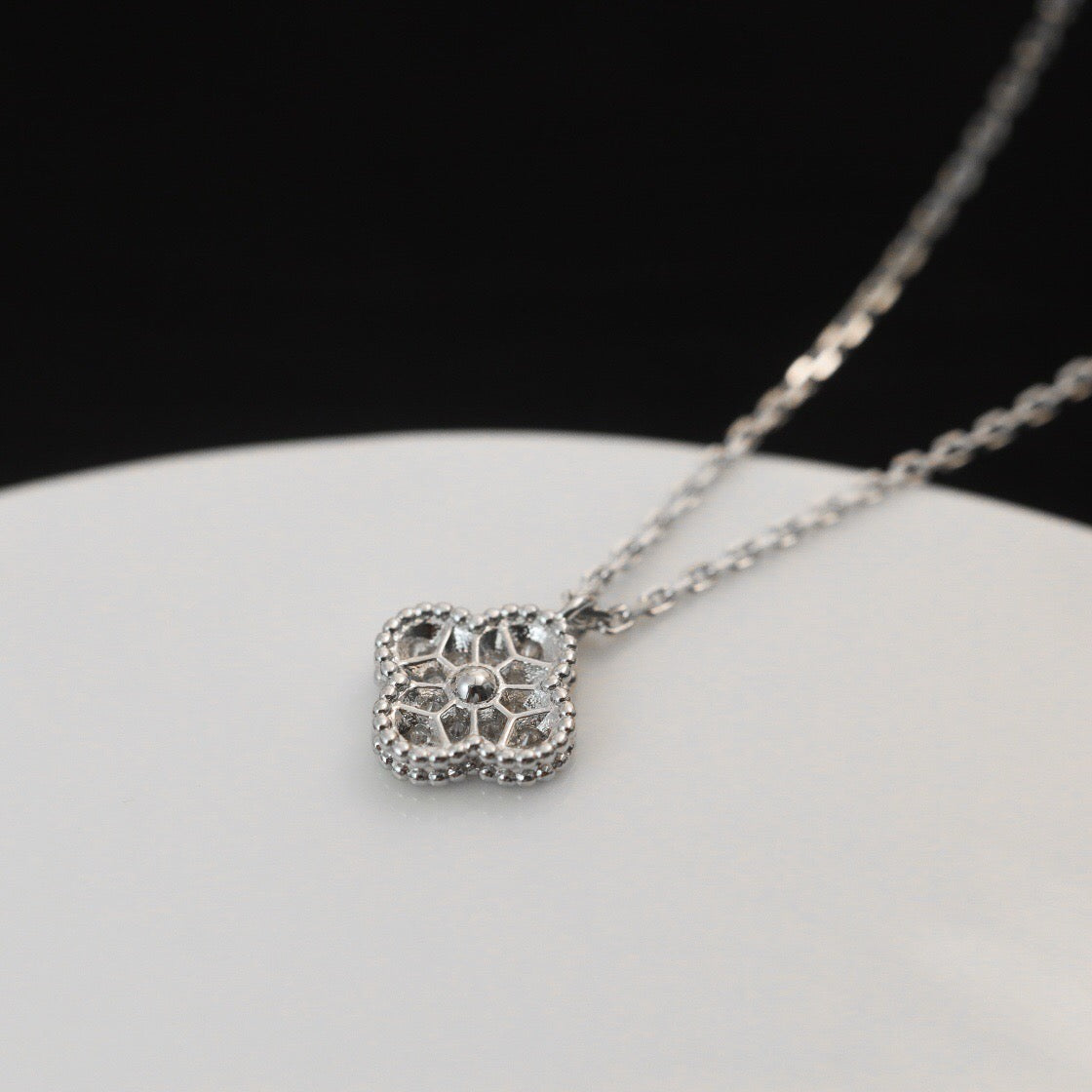 [ELAN LUXE]CLOVER MINI 9.5MM PENDANT DIAMOND NECKLACE
