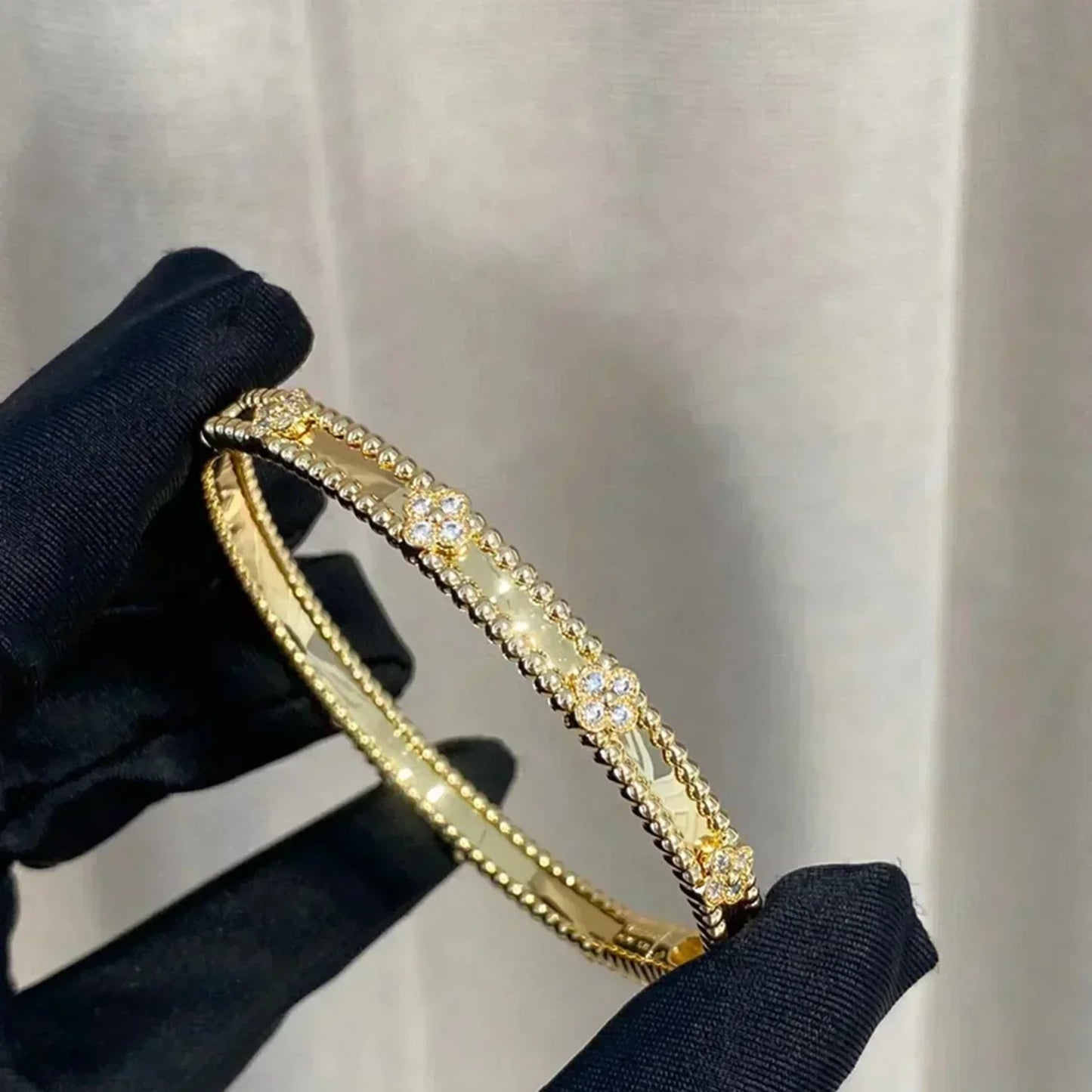 [ELAN LUXE]CLOVER BRACELET 4MM DIAMONDS