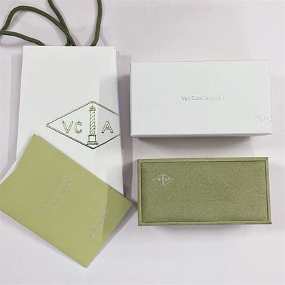 [ELAN LUXE]VA CLOVER BRACELET NECKLACE RING BOX GIFT BAG