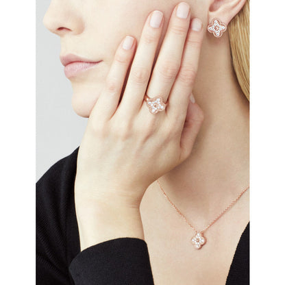 [ELAN LUXE]CLOVER 15MM DIAMOND SINGLE FLOWER NECKLACE