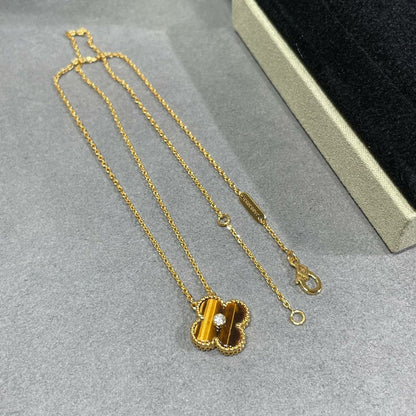 [ELAN LUXE]CLOVER 15MM DIAMOND AND YELLOW TIGER'S EYE AGATE necklace