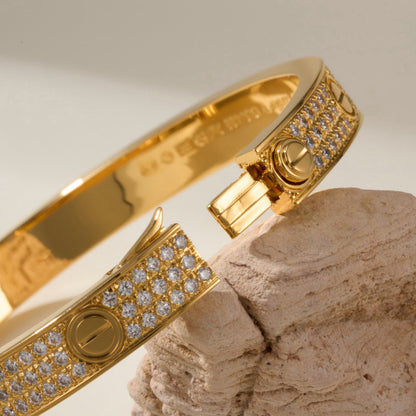 [ELAN LUXE]LOVE BRACELET 6.1MM DIAMOND-PAVED