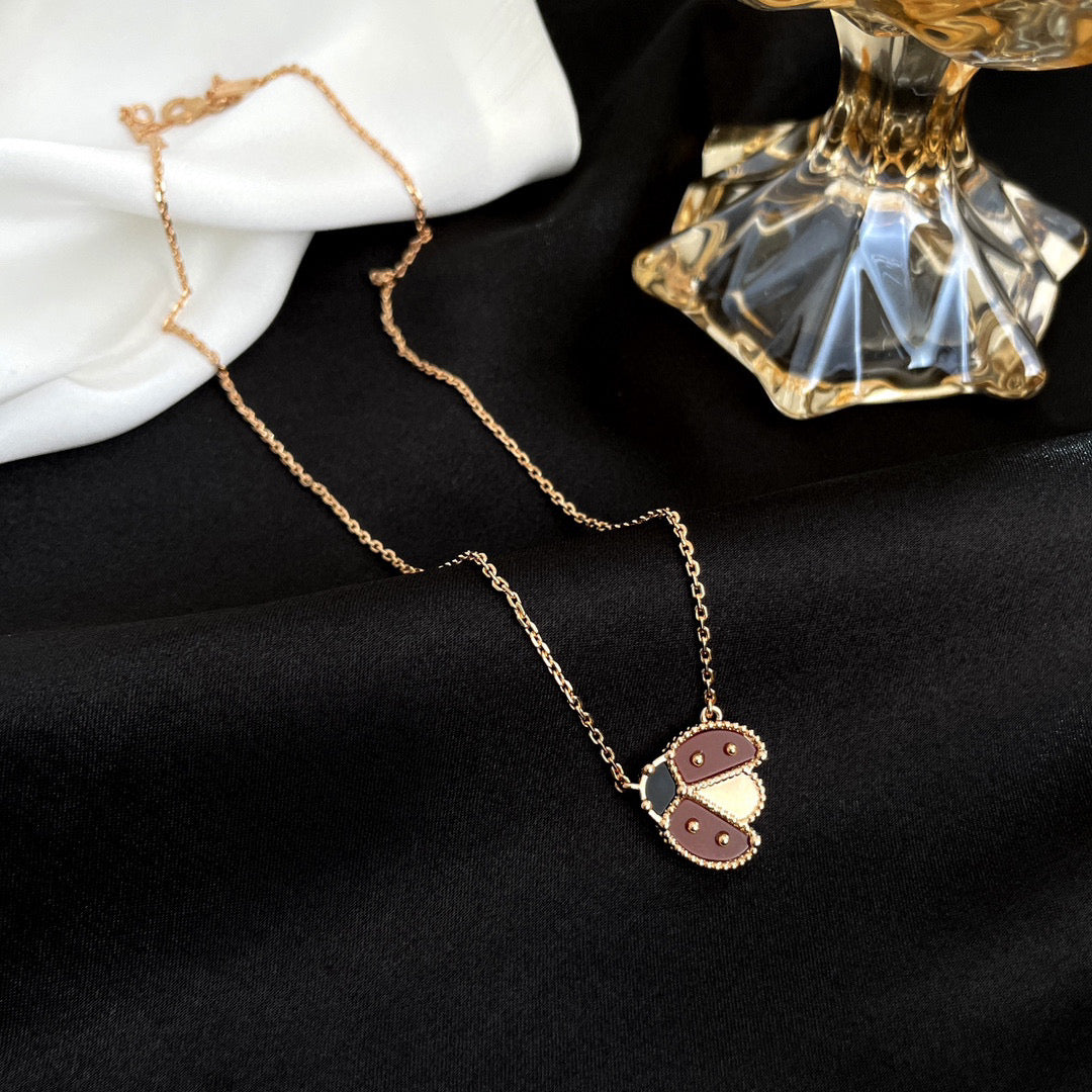 [ELAN LUXE]LUCKY  CARNELIANS LADYBUG NECKLACE