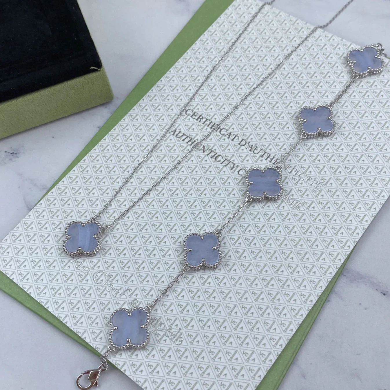 [ELAN LUXE] CLOVER 5 MOTIF PURPLE CHALCEDONY BRACELET COLLECTION