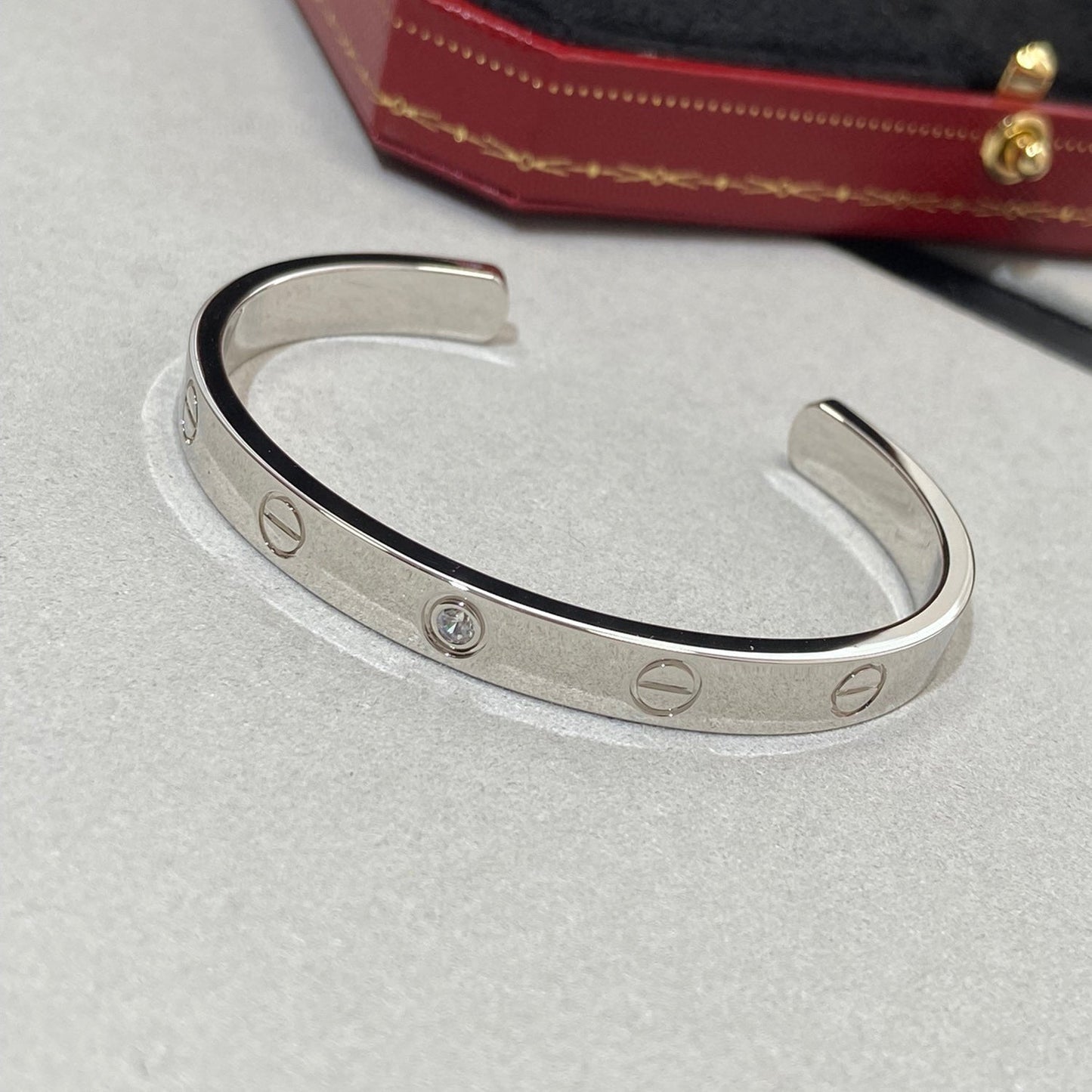 [ELAN LUXE]LOVE BRACELET 6.1MM 1 DIAMOND OPEN CUFF