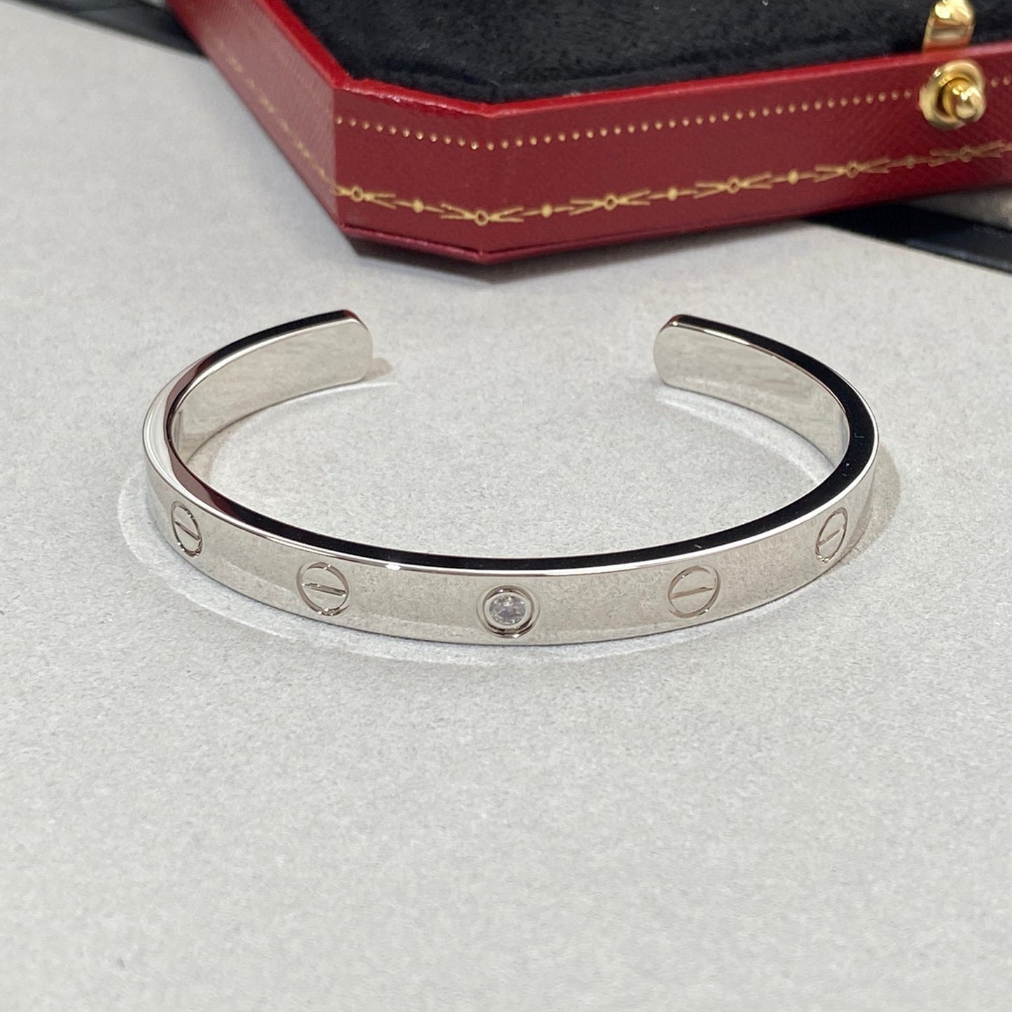 [ELAN LUXE]LOVE BRACELET 6.1MM 1 DIAMOND OPEN CUFF