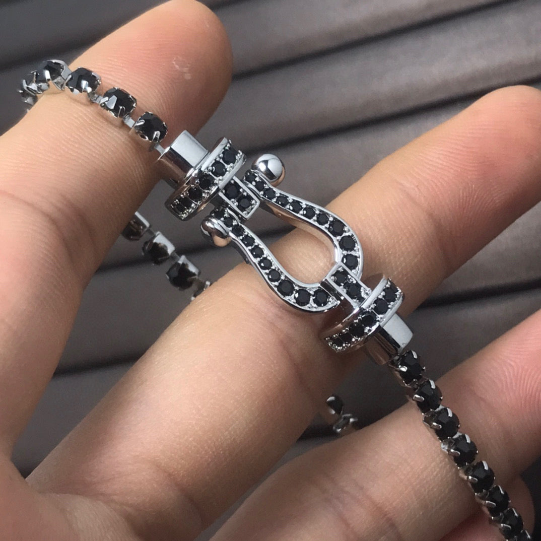 [ELAN LUXE]FORCE  LARGE HORSESHOE FULL DIAMOND TENNIS BRACELET