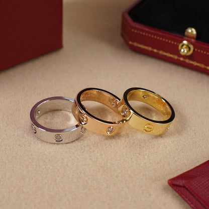 [ELAN LUXE]LOVE 5.5MM 3 DIAMOND RING