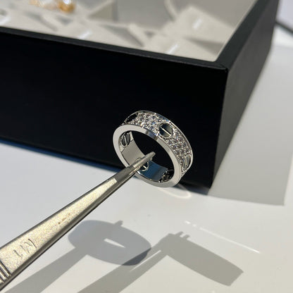 [ELAN LUXE]LOVE RING 5.5MM DIAMONDS PAVED CERAMIC
