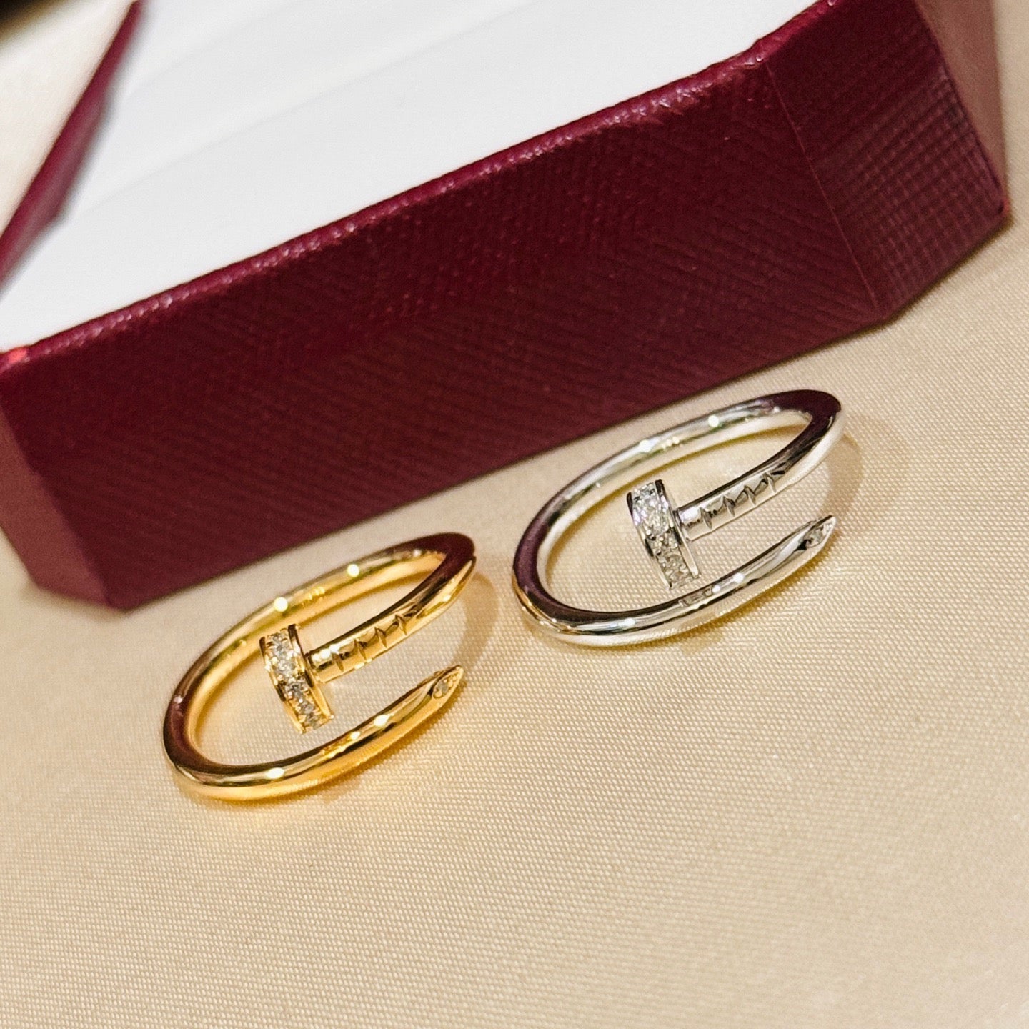 [ELAN LUXE]JUSTE 1.8MM HALF DIAMOND RING