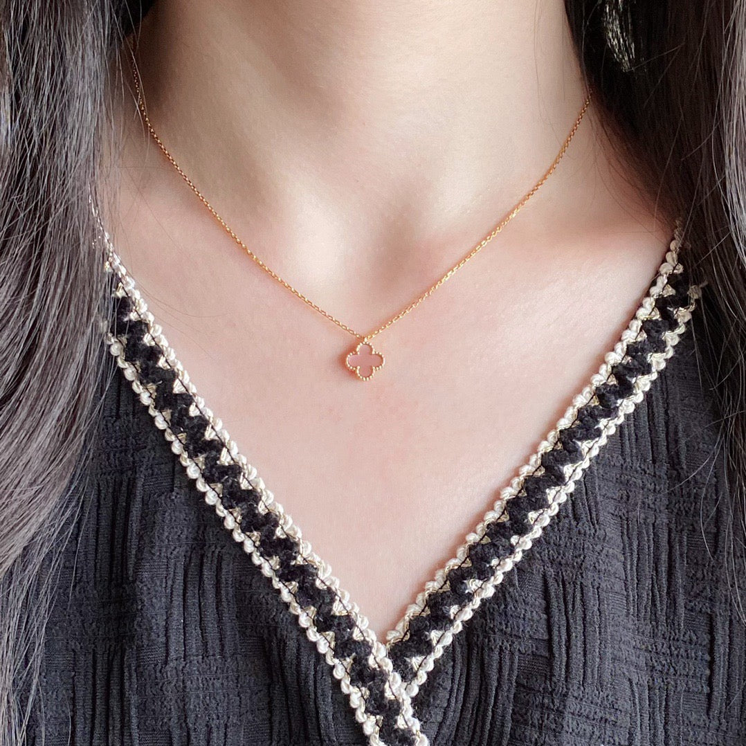 [ELAN LUXE]CLOVER 9.5MM PINK MOTHER OF PEARL SINGLE FLOWER NECKLACE