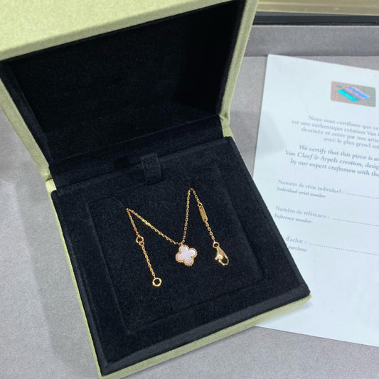 [ELAN LUXE]CLOVER 9.5MM PINK MOTHER OF PEARL SINGLE FLOWER NECKLACE
