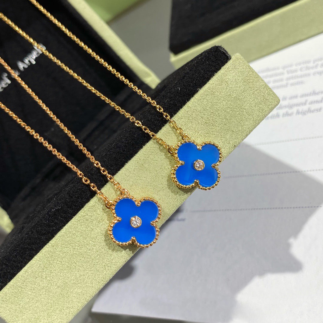 [ELAN LUXE]CLOVER 15MM DIAMOND AND BLUE AGATE NECKLACE